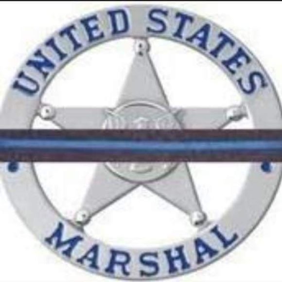 Meet your Posher, Jessica - Picture 1 of 1