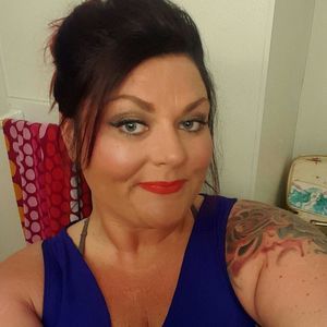 Meet your Posher, Rene