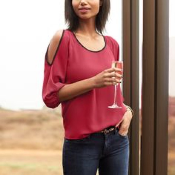 Creative Commune - Vandalia Shoulder Cutout Blouse