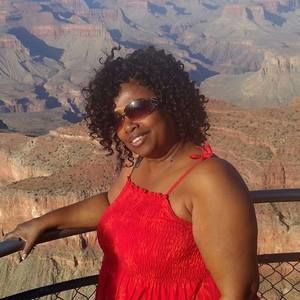 Meet your Posher, Valerie