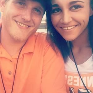 Meet your Posher, Jamesia