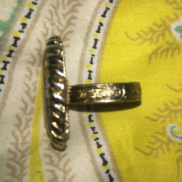 ring - Picture 2 of 3