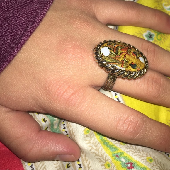 ring - Picture 3 of 3