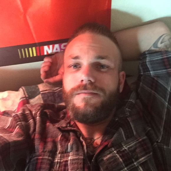 Meet your Posher, Cory - Picture 1 of 1