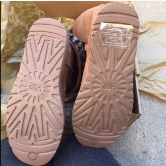 UGG classic tall animal print fur boots Sz 9 NEW - Picture 4 of 4