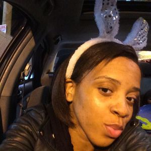 Meet your Posher, Alexis