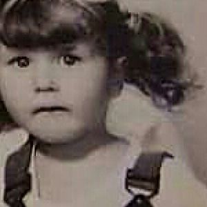 Meet your Posher, Almira