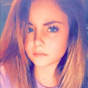 Meet your Posher, Mackenzie