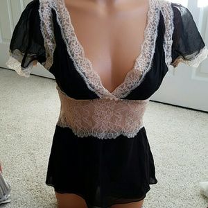 Bebe XS Lace Blouse, black and nude