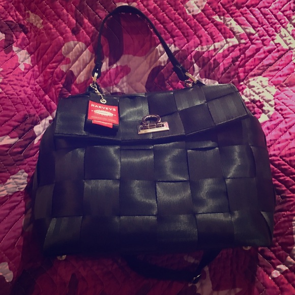 Harveys seatbelt handbag