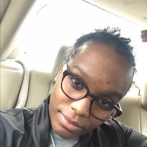 Meet your Posher, Dora