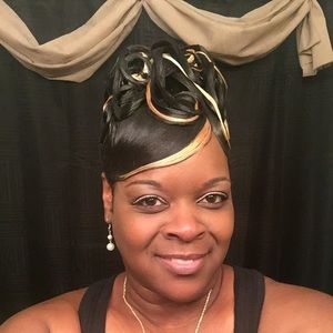 Meet your Posher, Muriel