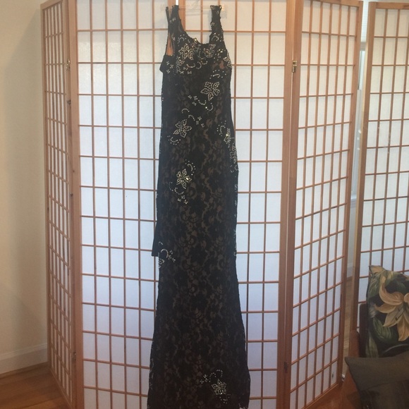 Black and White Sequence Dress by JOVANI . - Picture 3 of 3