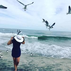 Meet your Posher, Aisha