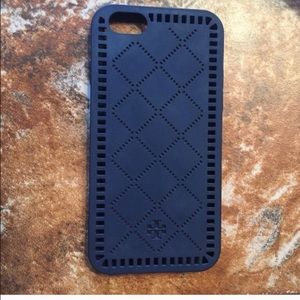 iPhone 6/6s case also fits a 7 no box