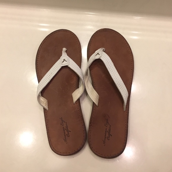 AE Flip Flops (9M) Like New