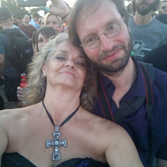 Meet your Posher, Renea - Picture 1 of 1