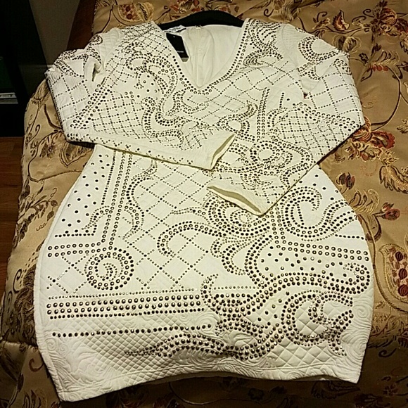 Embellished longsleeve dress