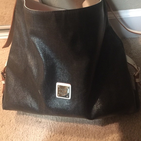 Dooney & Bourke bag