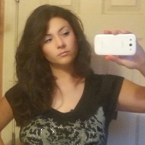 Meet your Posher, Carina