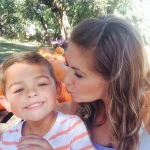 Meet your Posher, Tera