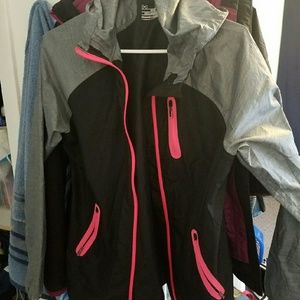 Under Armour Windbreaker/ Rain jacket