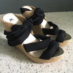 Madison wedges with black sashes