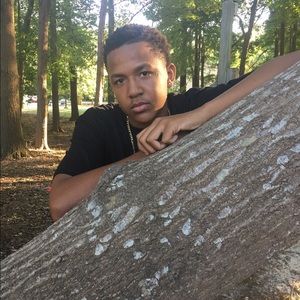 Meet your Posher, Adrian