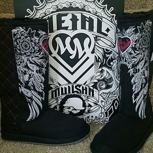 Metal Mullisha Boots