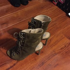 Steve Madden heels