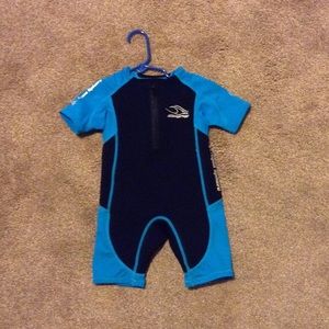 Aqua sphere diving suit