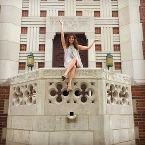 Meet your Posher, Lauren