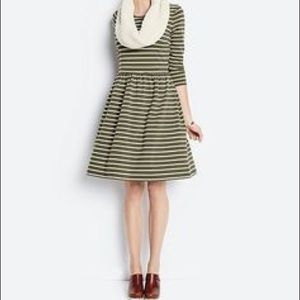 Love, Hanna Elisabet dress in olive