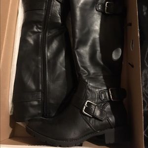 Trading!! Nine West Ella boots!