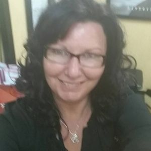 Meet your Posher, Bobbi