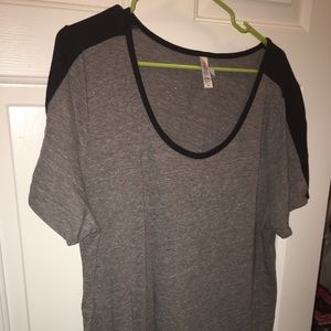 Lularoe Classic Tee