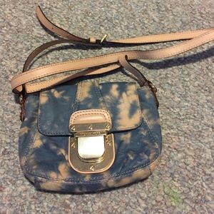 Michael kors cross body acid design