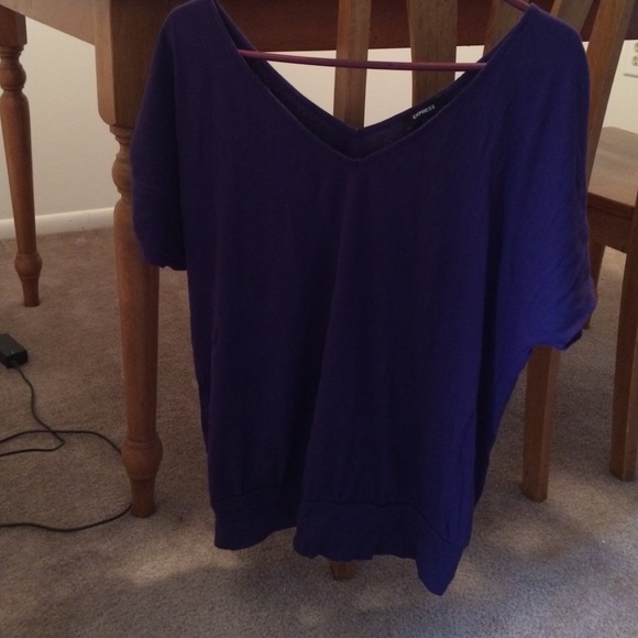Tee shirt