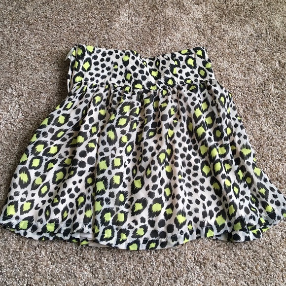 NWT leopard H&M skirt - Picture 4 of 4