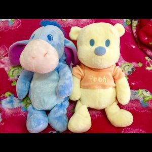 Authentic Disney Store Original - pooh/eeyore