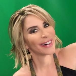 Meet your Posher, Lynn