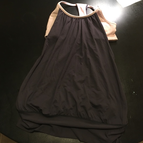 Lulu lemon open side top! Size 4!