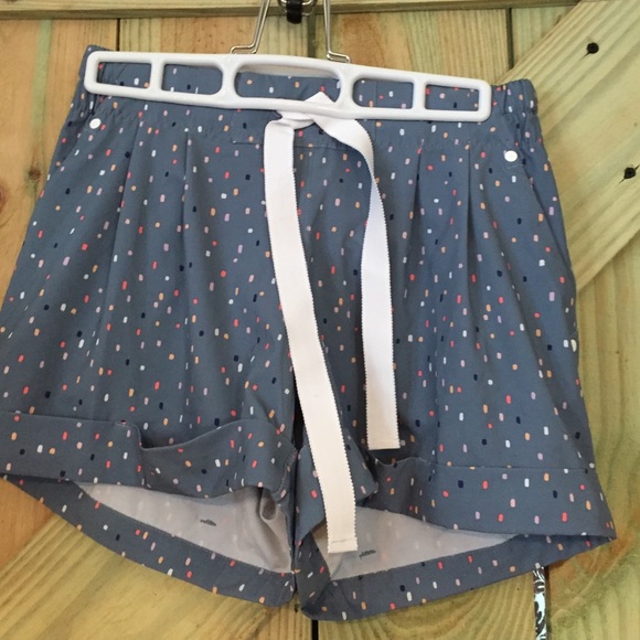 Athletic shorts