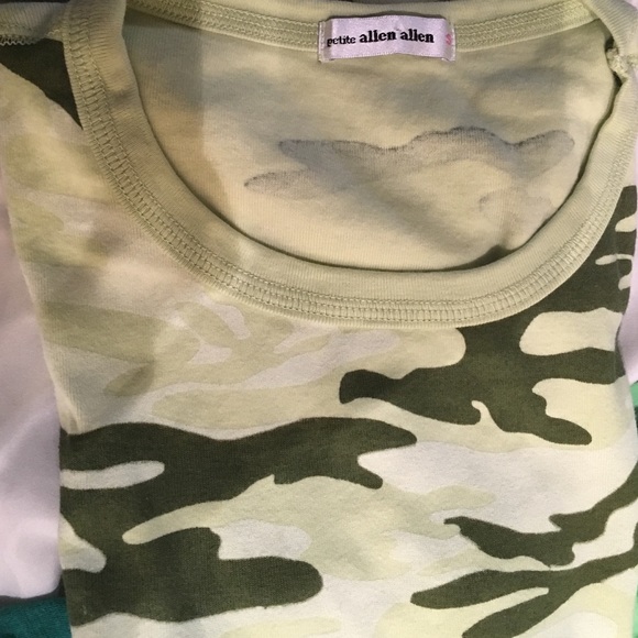 Bundle t-shirts Last day going to good will Friday. - Picture 3 of 4