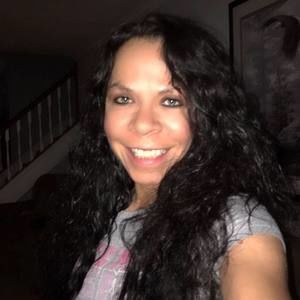 Meet your Posher, Cynthia