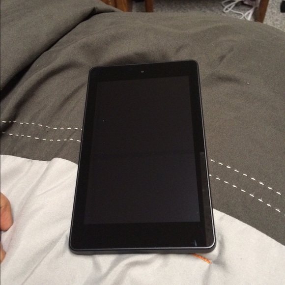 New Kindle Fire HD 6 with protective case