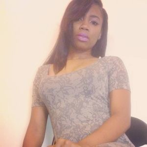 Meet your Posher, Danaja