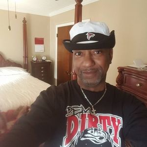 Meet your Posher, Bennie