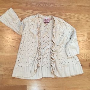 Cute juicy wool cardigan