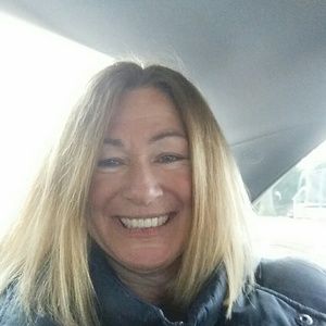 Meet your Posher, Phyllis